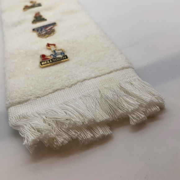 Vintage Bellsouth USA 1996 Olympic Games Embroidered Towel and Pins - Picture 9 of 16